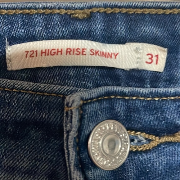 Levi Strauss & CO 721 high waist size 31 super skinny medium wash stretchy jeans - Picture 2 of 12
